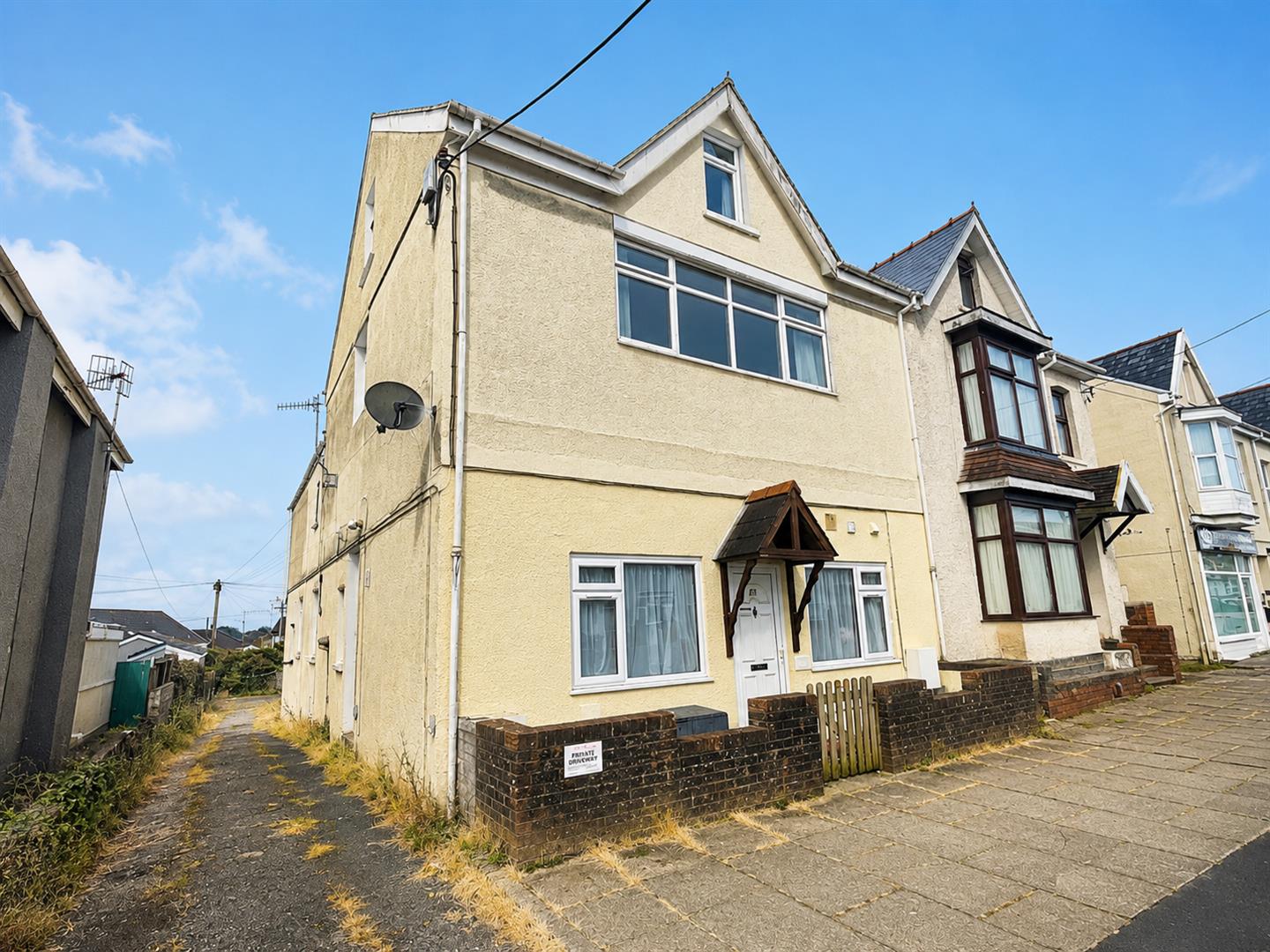 Alexandra Road, Gorseinon, Swansea, SA4 4NU